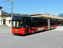Chur - Neoplan  GR 155855 unterwegs auf der Linie 4 bei den Bushaltestellen vor dem Bahnhof Chur am 07.05.2009