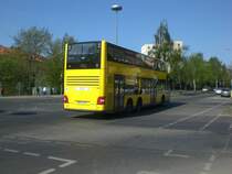 MAN Lion's City DD (Doppelstock) auf der Linie X11 nach U-Bahnhof Dahlem-Dorf an der Haltestlle Lichterfelde Goerzallee/Drakestrae.