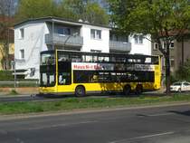 MAN Lion's City DD (Doppelstock) auf der Linie M85 nach S-Bahnhof Lichterfelde Sd an der Haltestelle Lichterfelde Goerzallee/Drakestrae.
