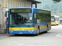 AAGL - Mercedes Citaro Nr.66  BL 7233 mit Werbung unterwegs auf der Linie 80 bei der Haltestelle vor dem Bahnhof in Liestal am 11.05.2009