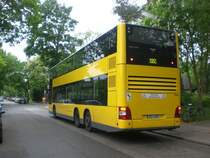 MAN Lion's City DD (Doppelstock) auf der Linie 222 nach Alt-L�bars an der Haltestelle Tegelort.