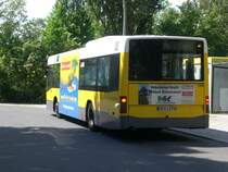 Volvo V7000 auf der Linie 106 nach U-Bahnhof Seestra�e an der Haltestelle Sch�neberg Lindenhof.