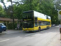 MAN Lion's City DD (Doppelstock) auf der Linie 124 nach Alt-Heiligensee am S-Bahnhof Heiligensee.