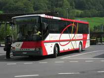 PU Niederer, Filzbach, Nr. 9 (GL 791, setra 313UL, 2006) am 16.9.2006 in Glarus, Bahnhof. 