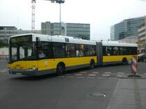 Solaris Urbino auf der Linie M45 am S+U Bahnhof Zoologischer Garten.