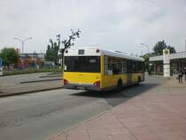 Solaris Urbino als SEV f�r die S-Bahnlinien 9 und 45 zwischen S-Bahnhof Flughafen Berlin Sch�nefeld und S-Bahnhof Gr�nau.
