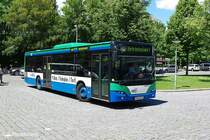 Neoplan in MVV-Lackierung auf der Linie 231 am 7.6.09 am Bahnhof Ismaning