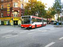 Mercedes-Benz O 405 N (Niederflur-Stadtversion) auf der Linie 6 nach Hafencity an der Haltestelle Krankenhaus St. Georg.