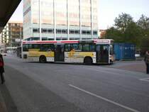 Mercedes-Benz O 405 N auf der Linie 250 nach Neuwiedental Fischbeker Heideweg am Bahnhof Altona.