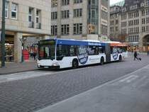 Mercedes-Benz O 530 I (Citaro) auf der Linie 109 nach U-Bahnhof Alsterdorf an der Haltestelle Rathausmarkt.