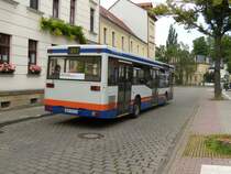 WSF-VV78, der zweite noch im Einsatz stehende MB 0405N, fhrt am 18.06.2009 vom Busbahnhof in Weienfels los, um als Linie 797 ber Sten und Teuchern (Linienwechsel auf Linie 794) wieder nach Weienfels zurck zu kommen.