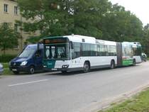 Volvo V7700 auf der Linie 694 nach Drewitz Stern Center/Gerlachstrae an der Haltestelle Schlaatzstrae.