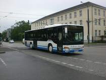 Setra S 400er-Serie NF (Multi Class) auf der Linie 608 nach Michendorf am Hauptbahnhof.