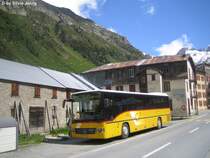 Nur 15 Minuten spter, nachdem man auf dem Grimsel kaum seine Hnde sah, und eine Temperatur von +3 herrschte. Steht der Nr. 69 in Gletsch, Post, und ich konnte draussen wieder im T-Shirt herum laufen.