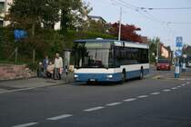 VBZ/Tba Gut, Binz, Nr 10 (ZH 397'210, MAN NL263/A21, 2001) am 11.10.2007 in Z�rich Witikon. 