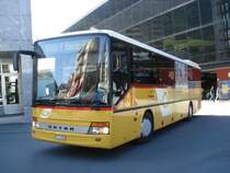 Setra S315 UL VS 245887 beim Bahnhof in Visp