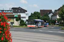 Diese blumige Komposition ergab sich am Unnaer Bahnhof als KOM 01-69 von der Linie C45 zur�ckkam.