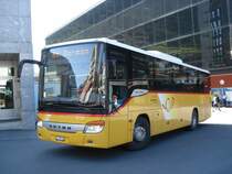 Setra S412 UL VS 81111 beim Bahnhof in Visp