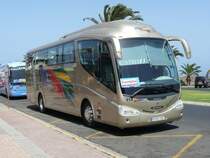 03.07.09,SCANIA Irizar von Las Palmas Bus Fuerteventura im Auftrag von Travelplan auf der Avenida del Saladar an der Playa del Matorral in Morro Jable-Jand�a auf Fuerteventura.