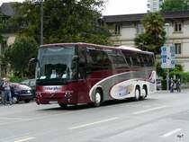 Volvo 9900  V:HS 660 unterwegs in der Stadt Montreux am 30.05.2009