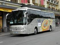 Volvo ... DJ:082AC unterwegs in der Stadt Montreux am 30.05.2009