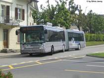 Nr. 36 am 24.6.09 in Berom�nster, Post. Ich bin mir ja aus Winterthur einiges gew�hnt, was Billigbusse sind. Die neusten Irisbus Citelis der AAGR unterschlagen dieses Niveau aber bei weitem. Bei der Fahrt von Berom�nster nach Menziken klapperte an diesem Bus den ganzen Innenraum, und zwar so sehr, das es klappern der M�nzen in der Kasse zu �bert�nen vermochte. Von aussen zeigt sich diese Verarbeitungsqualit�t am ge�ffneten Deckel der Klimaanlage, der sich aber schloss, als der Chauffeur ein bisschen waghalsig eine enge Linkslurve befuhr. 