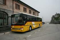Marchetti-Setra 313UL Nr 5 am 14.7.2009 auf dem Gotthardpass. Mit 3 von 6 Kursen f�hrt PU Marchetti die Mehrheit der Kurse �ber den bekanntesten Alpen�bergang in der Schweiz. 