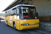 PU TPC SA, Aigle, VD 1'085 (Neoplan N312K, 1998) am 16.7.2009 in Bex, gare. 