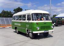 Robur-Bus beim Flughafenfest 2007 in Schkeuditz.