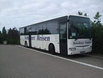 Reisedienst-Schubert wartet auf sein n�chsten Einsatz in H�he Rostock Hauptbahnhof S�d.(25.07.09)