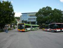 23.07.2009 T�bingen ZOB der Bus dreht noch eine Runde vor der Abfahrt