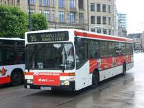 Mercedes-Benz O 405 N auf der Linie 35 nach Rahlstedt Sorenkoppel an der Haltestelle Rathausmarkt.