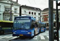 Connexxion Nr. 5219/BJ-XL-72 Berkhof Gelenktrolleybus am 5. Juli 2009 Arnhem, Bahnhof