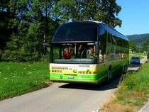 Sommer AG unterwegs mit dem Neoplan Starliner BE 26858 im Neuenburger Jura bei La Presta am 15.08.2009