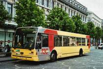 TEC Nr. 5.812/KHL-605 Van Hool am 8. Juli 2009 Li�ge, Place Saint-Lambert