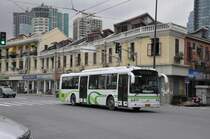 Bus der Linie 145 am 29. Juli 2009 in Shanghai.