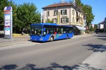 ZH 598873 in Oberwetzikon als Linie 853 in Richtung Wetzikon, Bahnhof. 06.09.09.