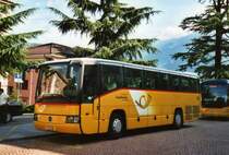 AutoPostale Ticino TI 215'030 Mercedes O 404 (ex P 25'590) am 20. Juli 2009 Bellinzona, Bahnhof
