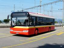 Gemeindebus Freienbach - Solaris Urbino 10  SZ 29222 bei den Haltestellen beim Bahnhof Pfffikon/SZ am 07.09.2009