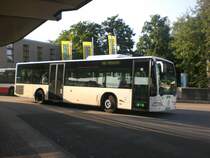 Mercedes-Benz O 530 I  (Citaro) auf der Linie 146 nach Rschhalbinsel am S-Bahnhof Harburg.