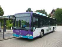 Ein Mercedes-Benz O 530 Citaro der Regionalbus Braunschweig am ZOB in Goslar. Er trgt trotz Umlackierung der meisten DB Stadtverkehr-Busse noch das alte Corporate Design der RBB in aubergine-trkis.