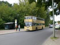 Ein alter MAN-Doppeldecker auf der heutigen Linie 124 bis S-Bahnhof Tegel in Heiligensee.