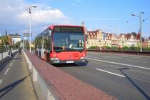 Auf der Rheinbr�cke kommt mir KN C 1127 als Linie 14 in Pfeiferh�lzle entgegen. 13.09.09.