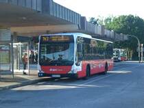 Mercedes-Benz O 530 II (Citaro Facelift) auf der Linie 143 nach Vahrenwinkelweg am S-Bahnhof Harburg.