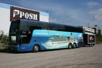 Diesen VanHool habe ich auf dem Fernbusbahnhof in Essen am 17.09.2009 fotografiert.