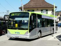 Busland - VanHool NEW 360  Nr.8  BE 545856 unterwegs auf der Linie 284 bei den Bushaltestellen neben dem Bahnhof von Langnau am 01.09.2009