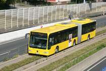 EVAG 4678 auf der Spurbusstrecke auf der A40 zwischen Wasserturm und Essen Kray.
18.9.2009