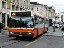 TPG - Mercedes O 405 G  Bus Nr.287 GE 96265 unterwegs auf der Linie 27 in der Stadt Genf am 04.09.2009