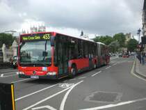 Mercedes-Benz O 530 II (Citaro Facelift) auf der Linie 453 nach New Cross Gate nahe der Westminster Bridge.