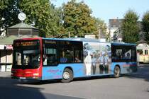 Rheinbahn 7521 auf der Linie 757 in Ratingen Mitte am 25.9.2009
Werbung: Polizei NRW